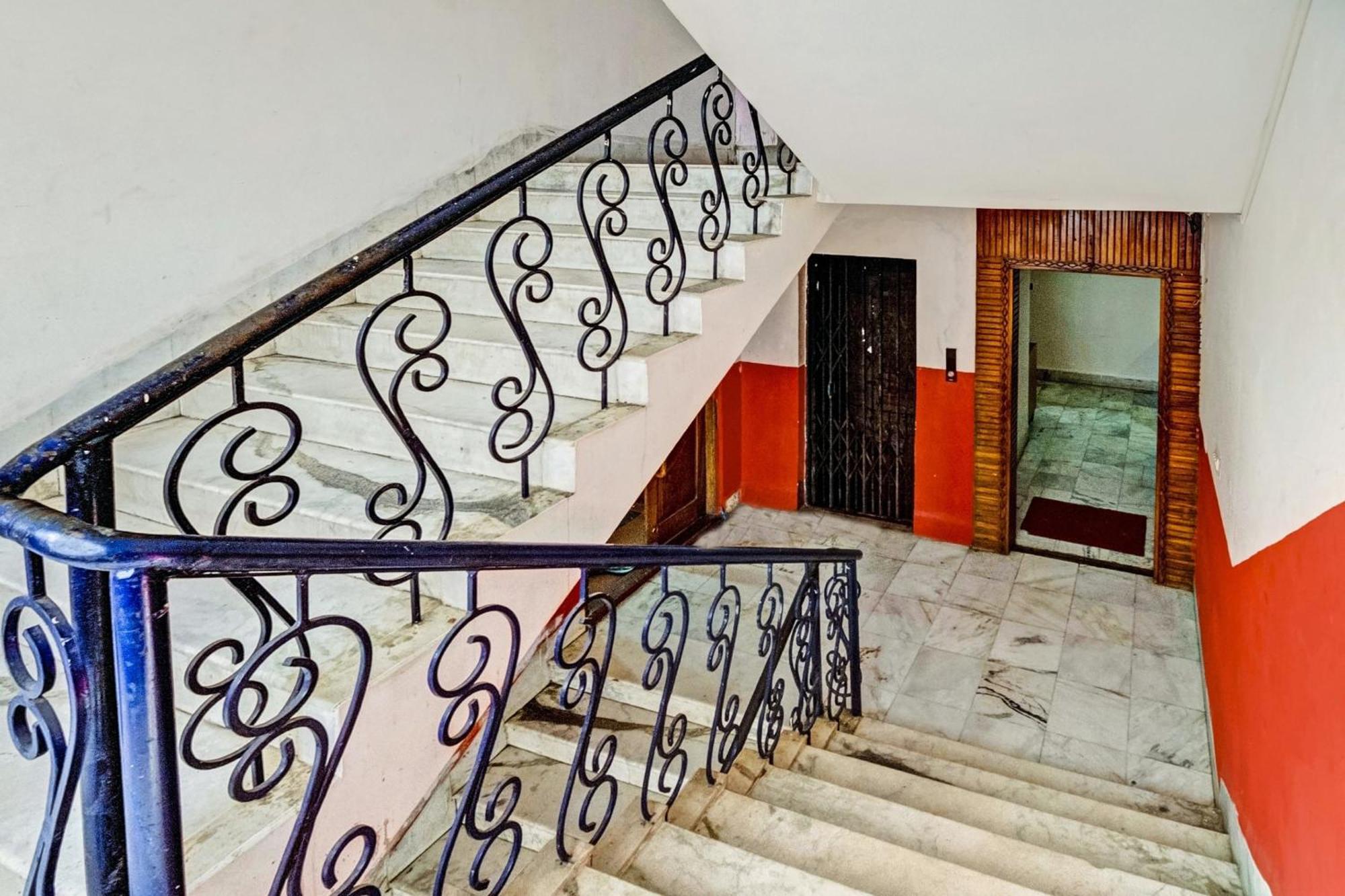 Hotel O Evergreen Guest House Shillong Exterior photo